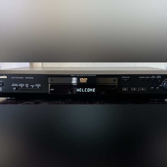 Panasonic DVD-RV32 X200 Hi-Speed Scan DVD Audio D/A Converter Player - Picture 12 of 16